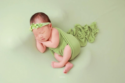 曹县宝宝边吃边拉正常吗 曹县宝宝边吃边拉正常吗